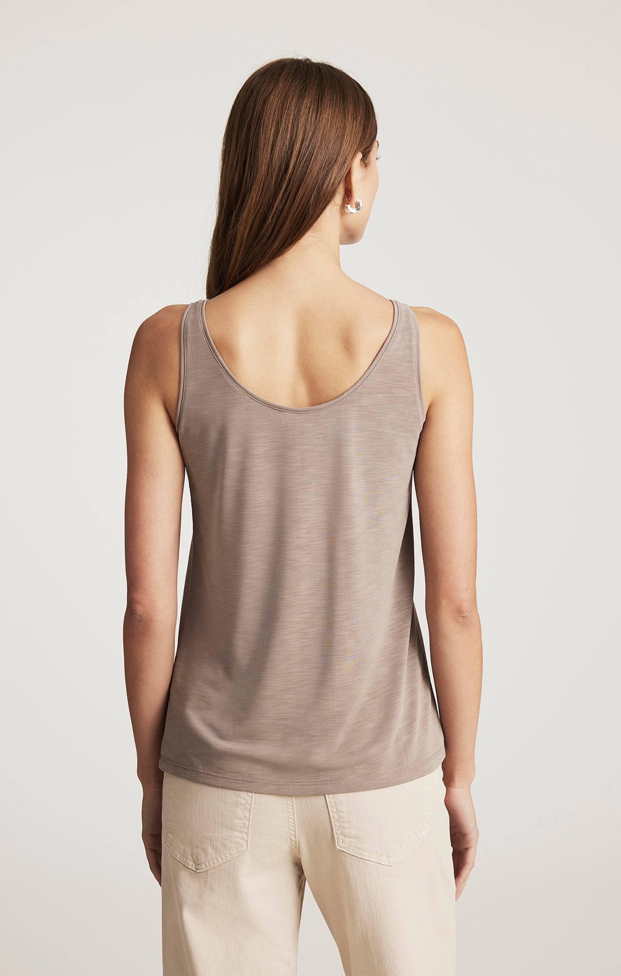 LUXE TOUCH TENCEL™ HENLEY TANK TOP IN FUNGI - Mavi Jeans