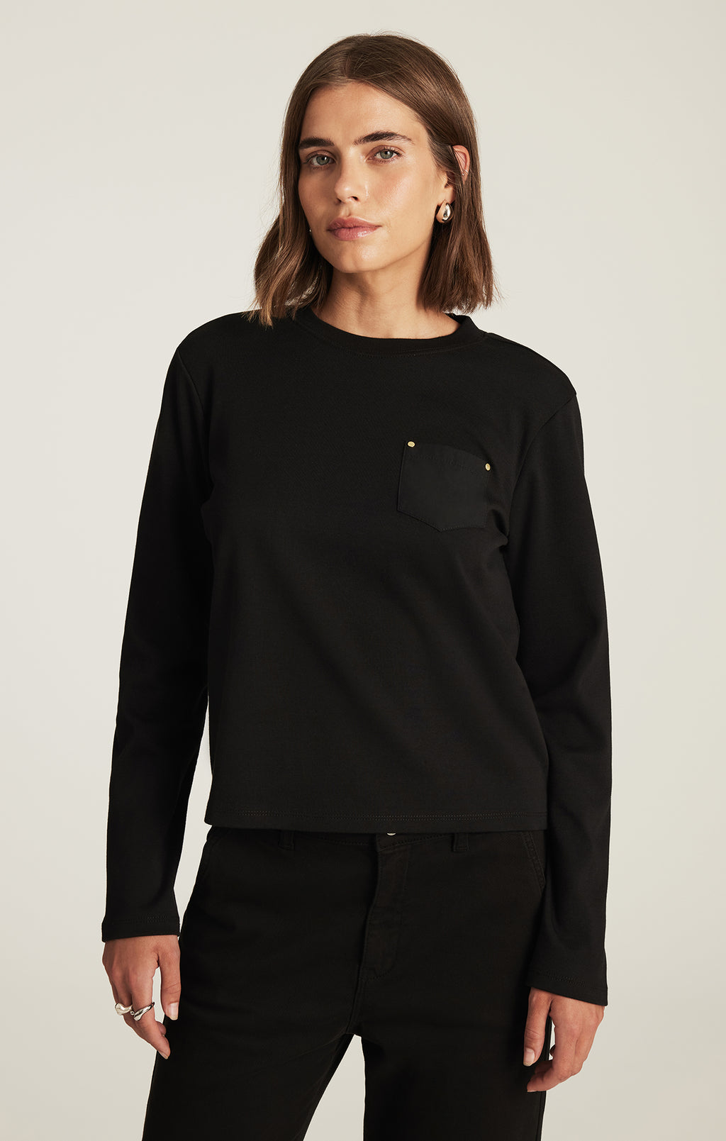 ONE POCKET LONG SLEEVE T-SHIRT IN BLACK - Mavi Jeans