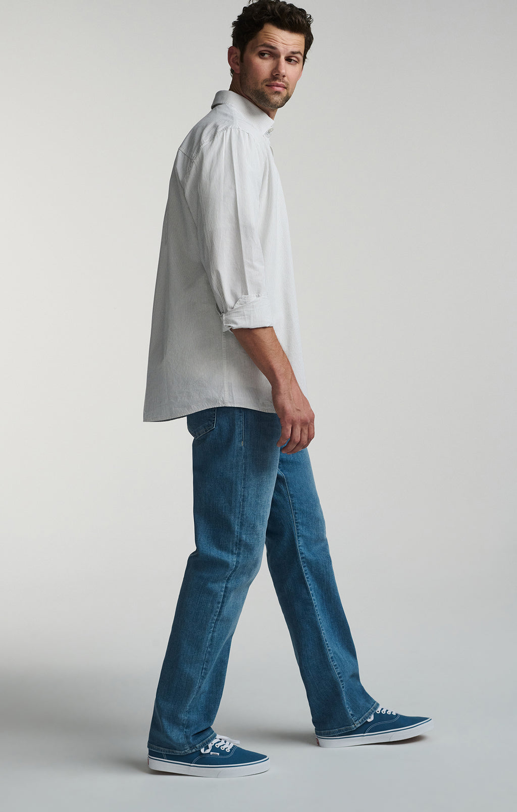 LONG SLEEVE BUTTON-UP TENCEL™ SHIRT IN BLACK IRIS - Mavi Jeans