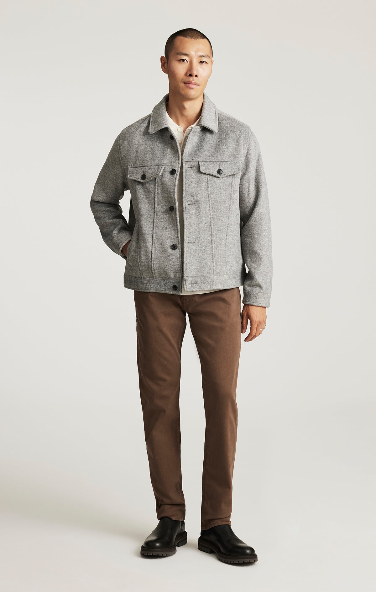 MARCUS SLIM STRAIGHT LEG IN MOCHA SUPERMOVE - Mavi Jeans
