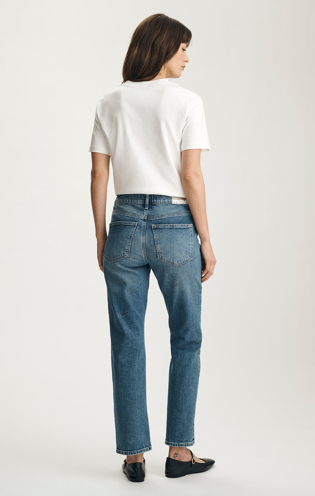 NEW YORK STRAIGHT LEG IN MID BRUSHED CLASSIC BLUE - Mavi Jeans