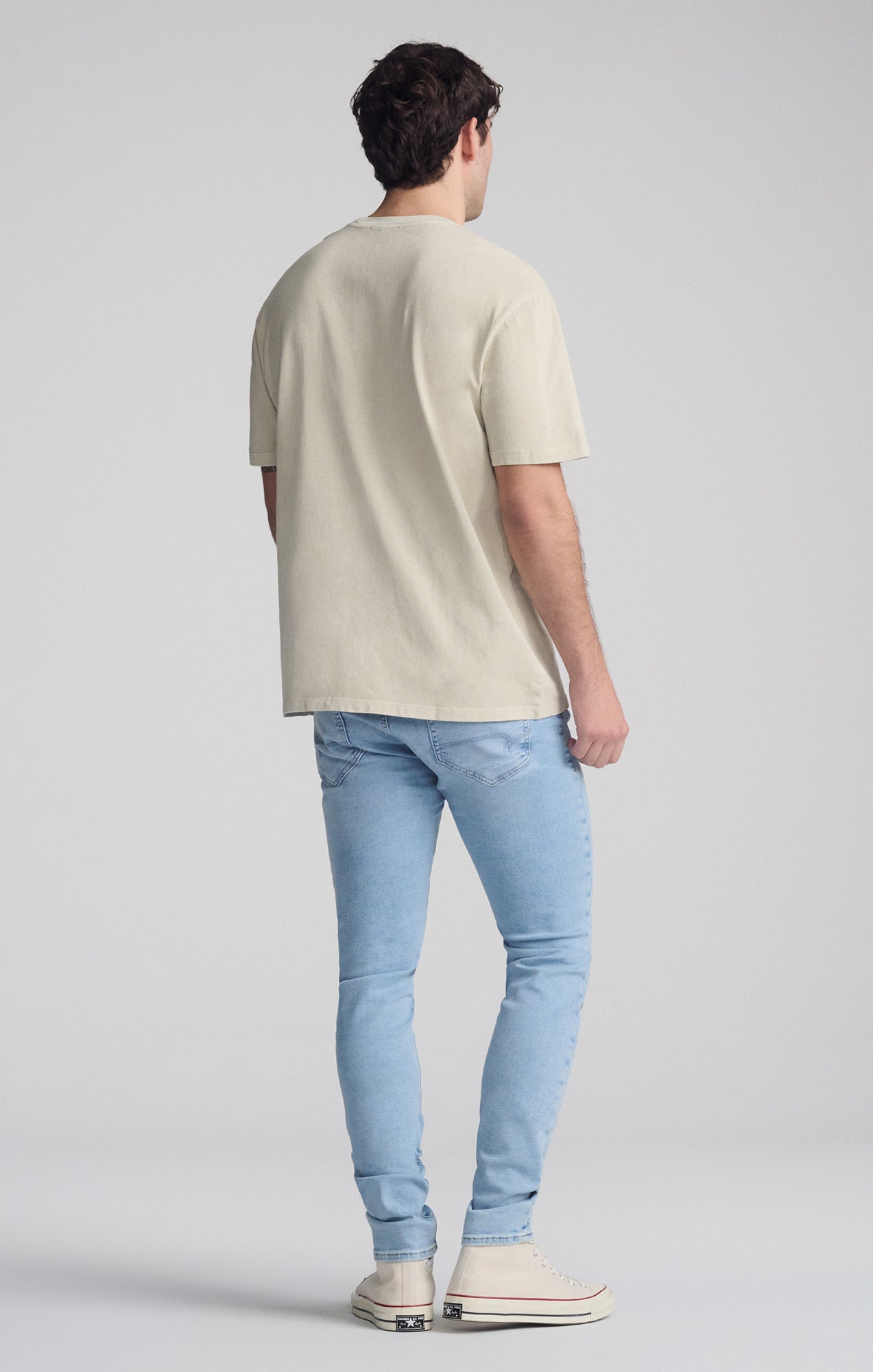 GRAPHIC CREW NECK T-SHIRT IN PELICAN - Mavi Jeans