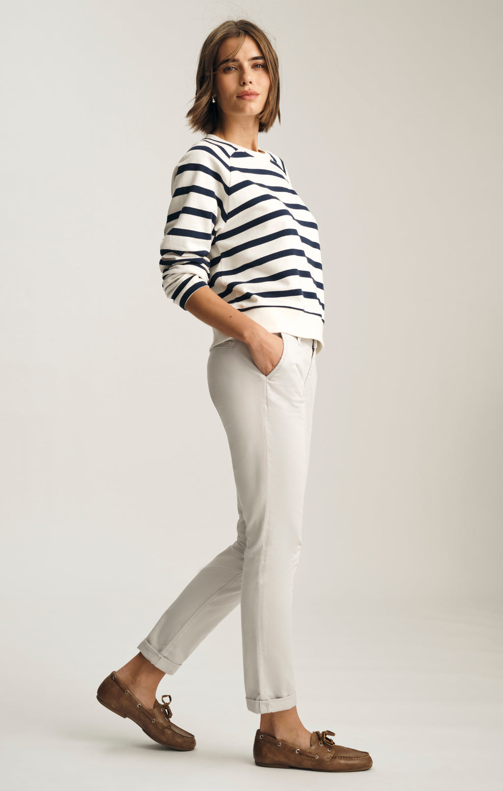 KATHLEEN SLIM CHINO IN PEARLY RIVER TWILL - Mavi Jeans