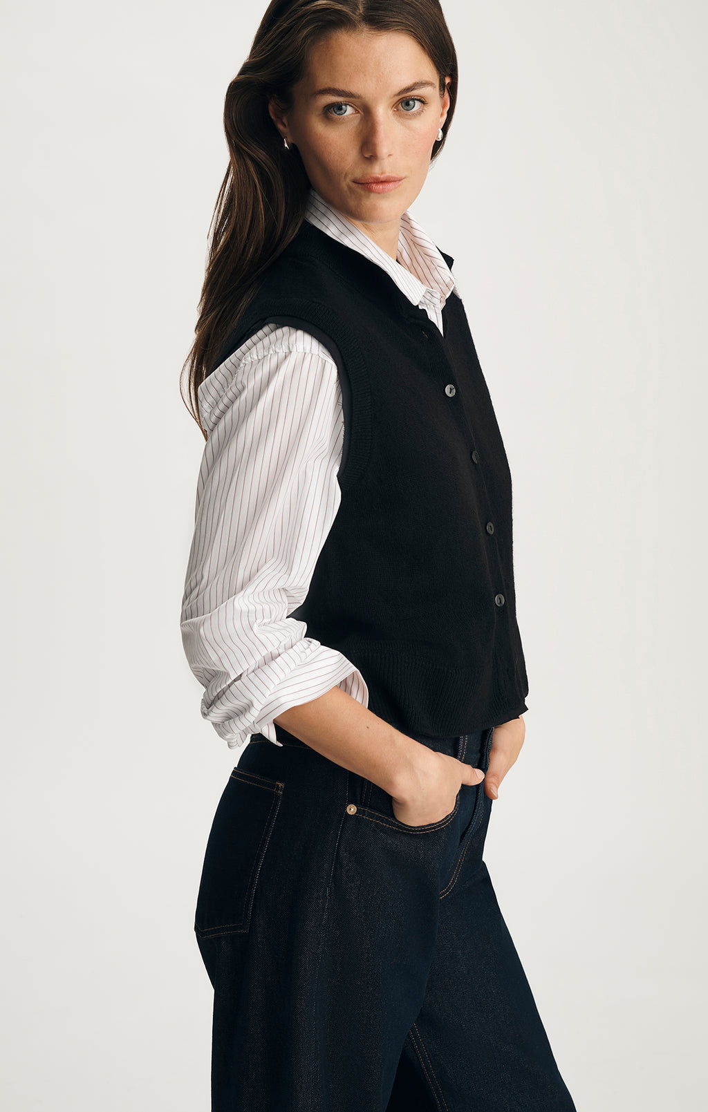 CARDIGAN SWEATER VEST IN BLACK - Mavi Jeans