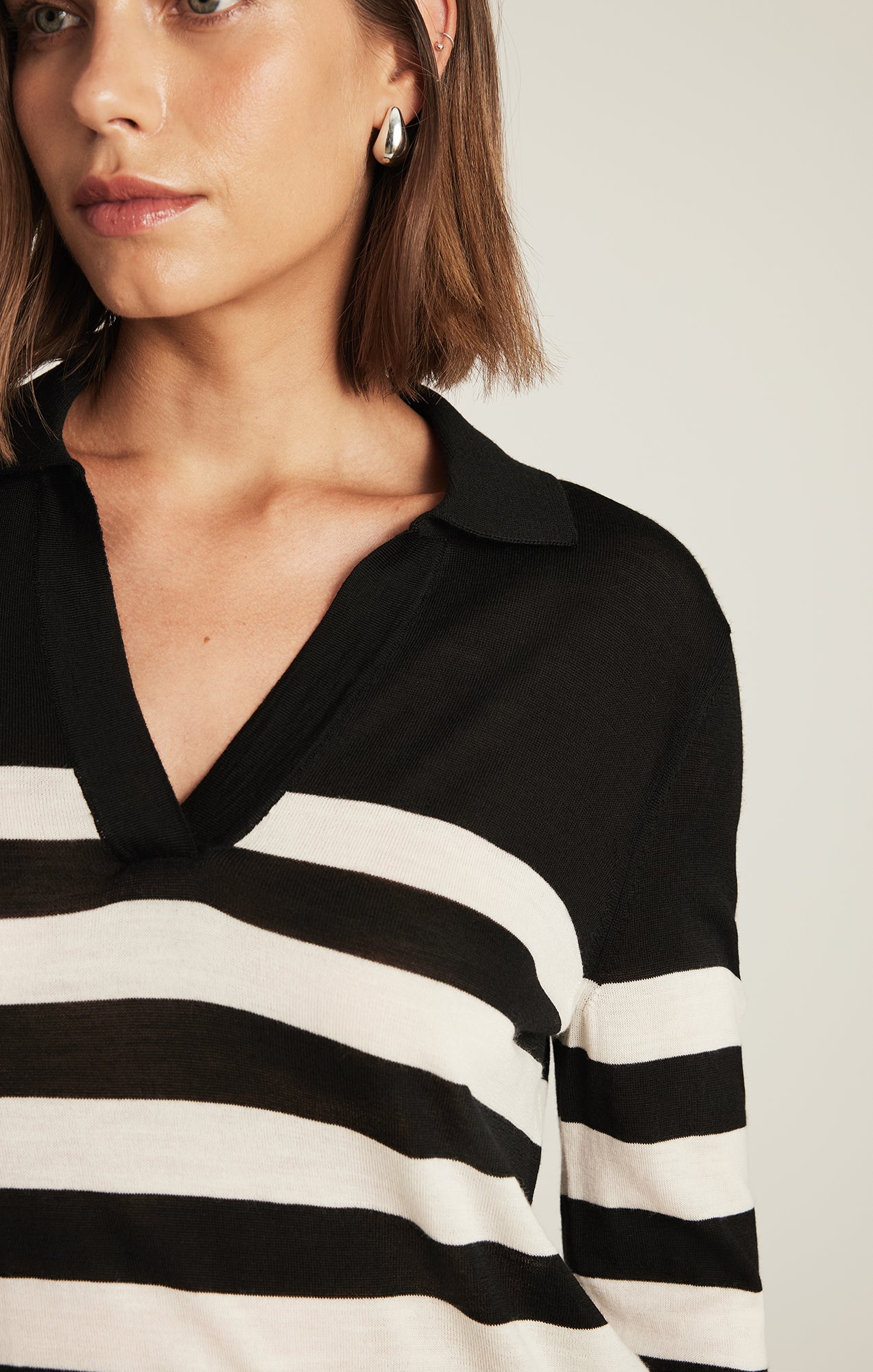 EDITION WOOL PULLOVER SWEATER IN BLACK STRIPE