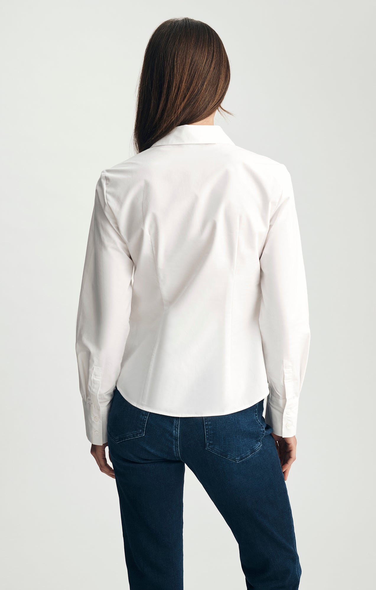 TAILORED LONG SLEEVE BUTTON-UP SHIRT IN WHITE