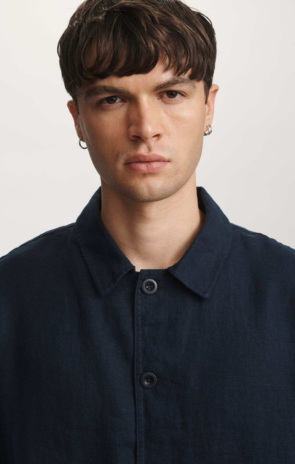 LINEN DOUBLE POCKET BUTTON-UP SHIRT IN DARK SAPPHIRE - Mavi Jeans