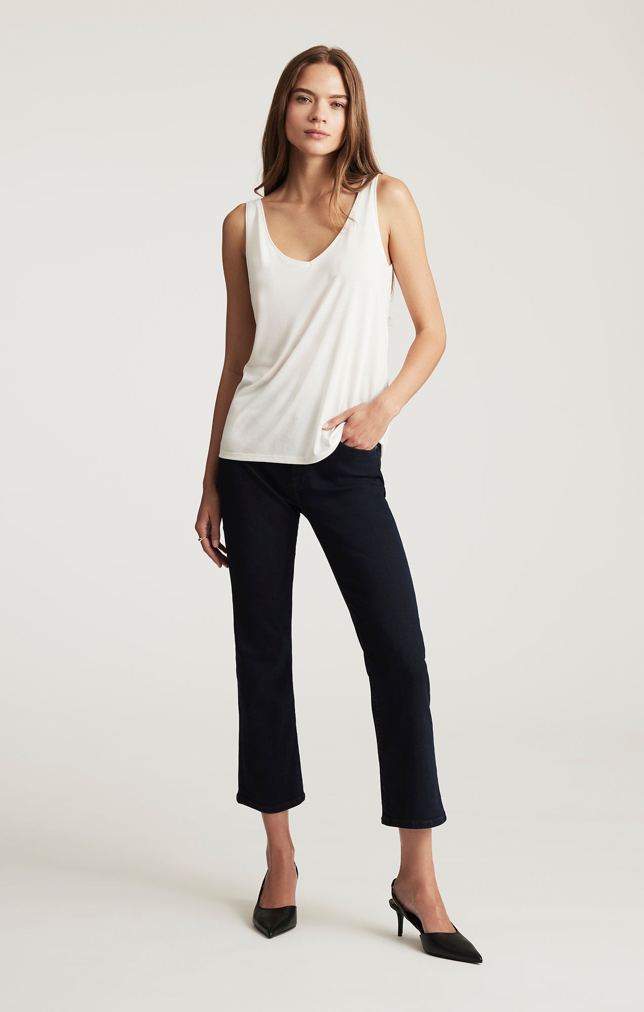 LUXE TOUCH TENCEL™ LACE TANK TOP IN ANTIQUE WHITE - Mavi Jeans