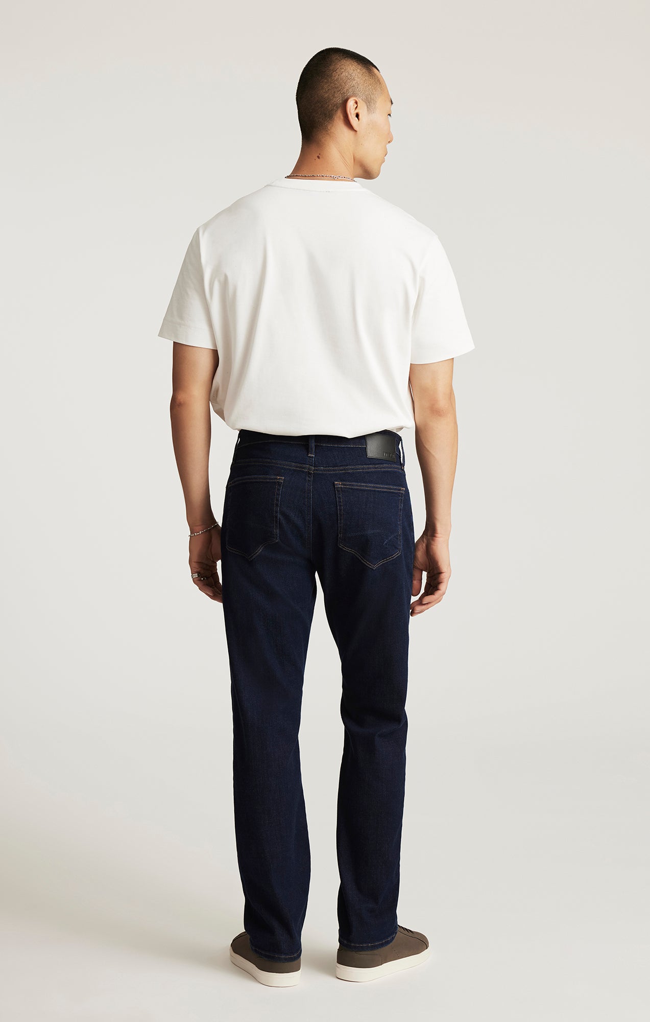 ZACH STRAIGHT LEG IN RINSE FEATHER BLUE - Mavi Jeans