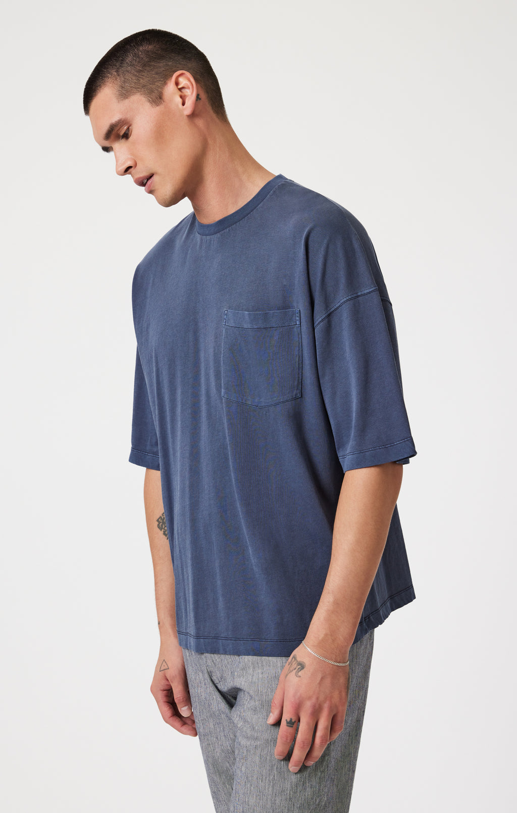 BOXY POCKET T-SHIRT IN OUTER SPACE - Mavi Jeans