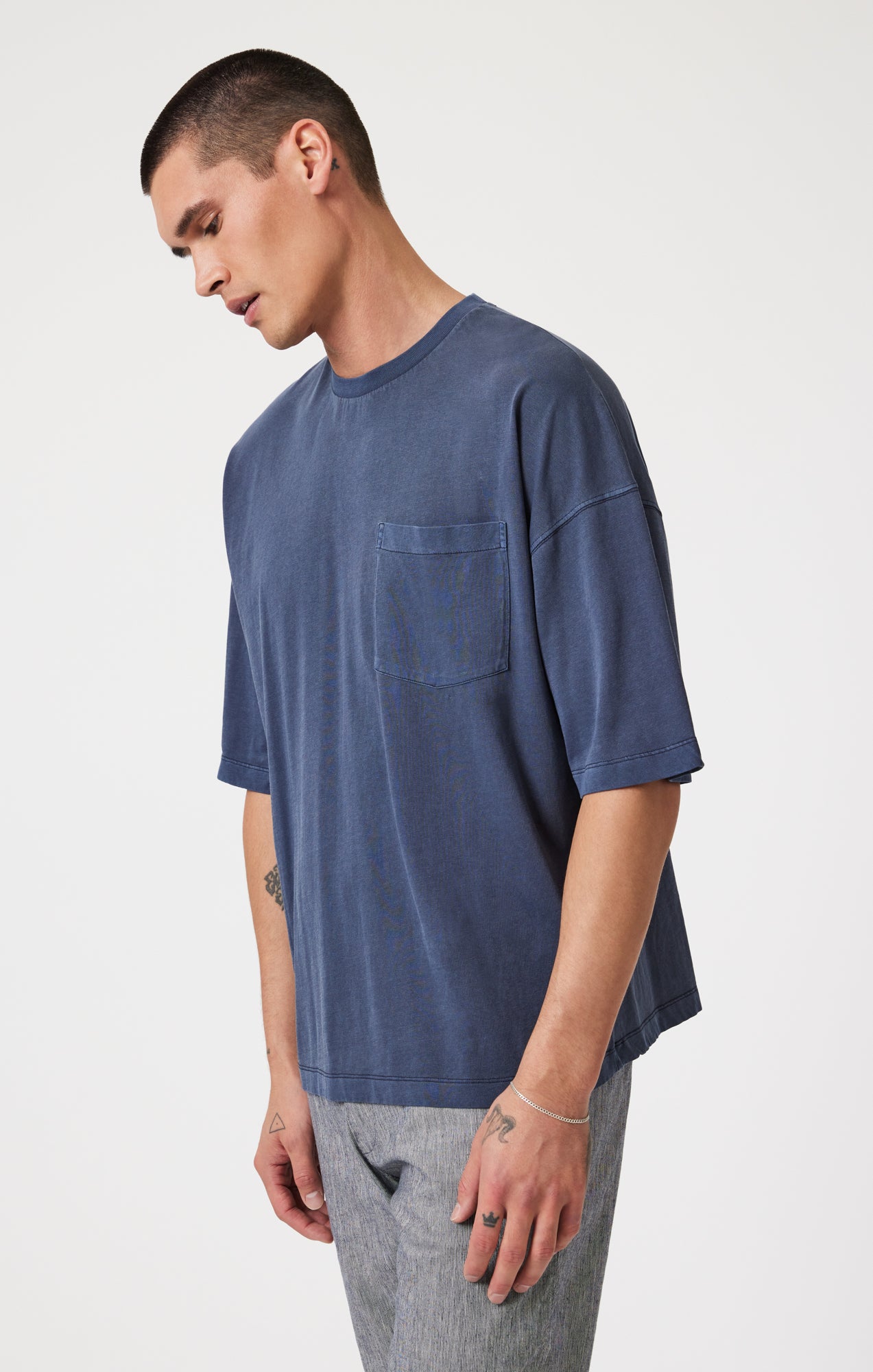 BOXY POCKET T-SHIRT IN OUTER SPACE - Mavi Jeans