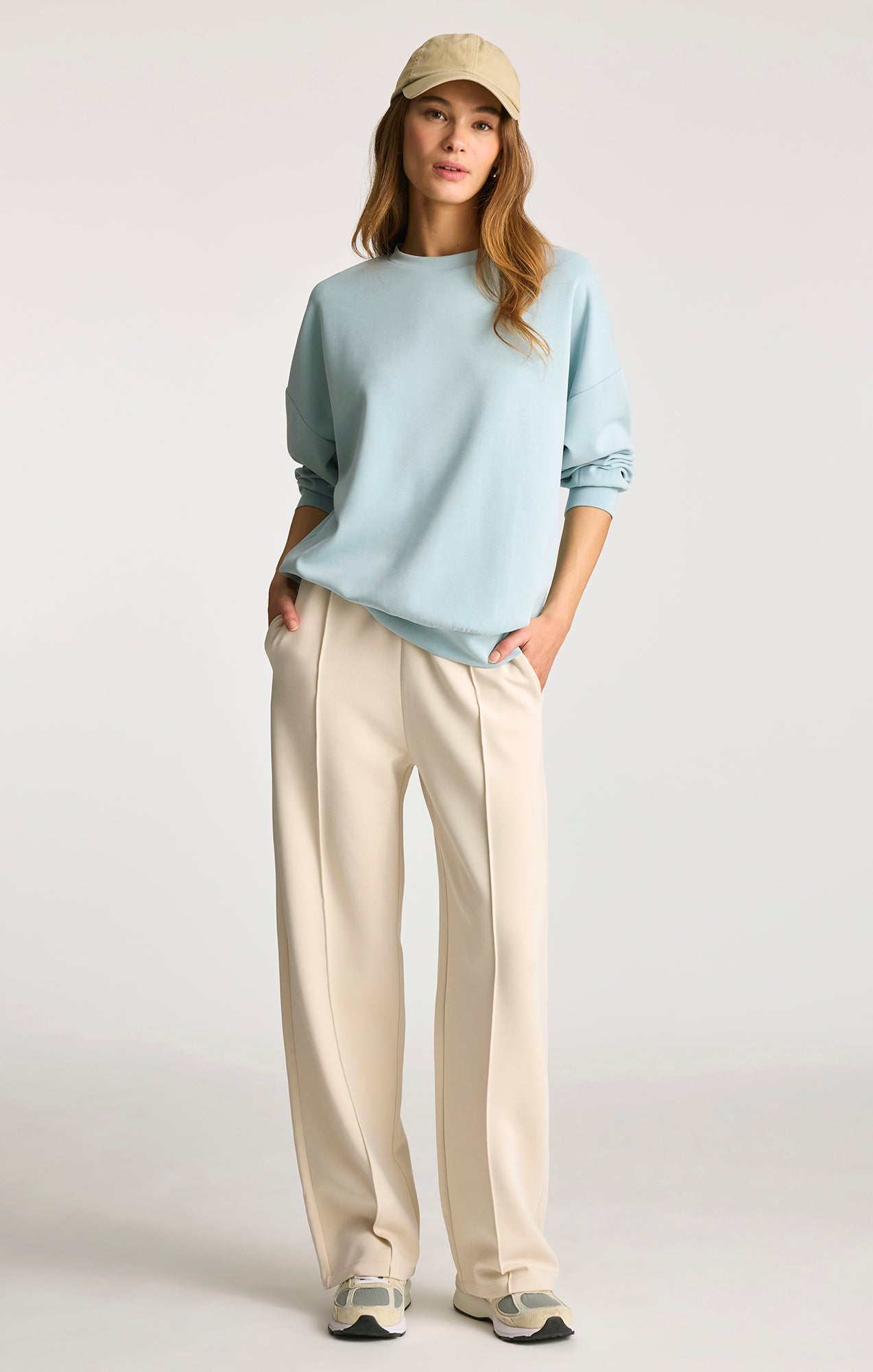 LUXE TOUCH TENCEL™ SWEATSHIRT IN STRATOSPHERE - Mavi Jeans