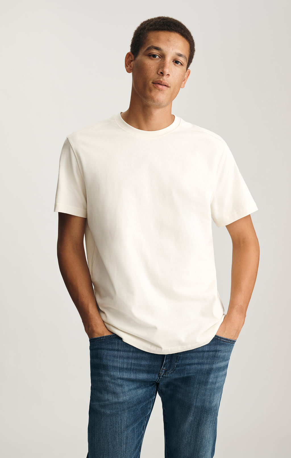 BASIC SHORT SLEEVE T-SHIRT IN TURTLEDOVE