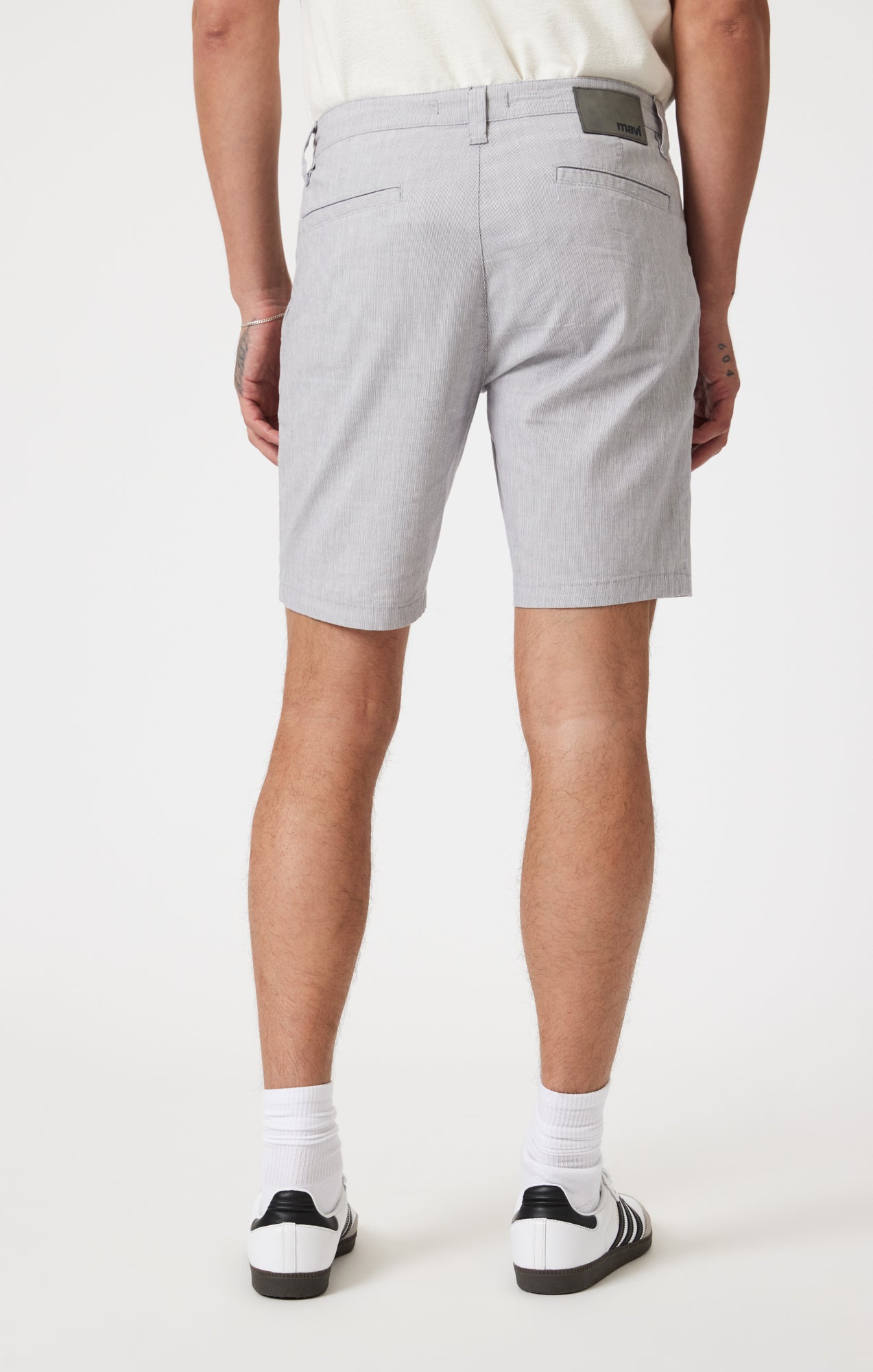 NOAH SHORTS IN LIGHT GREY LINEN STRIPE - Mavi Jeans