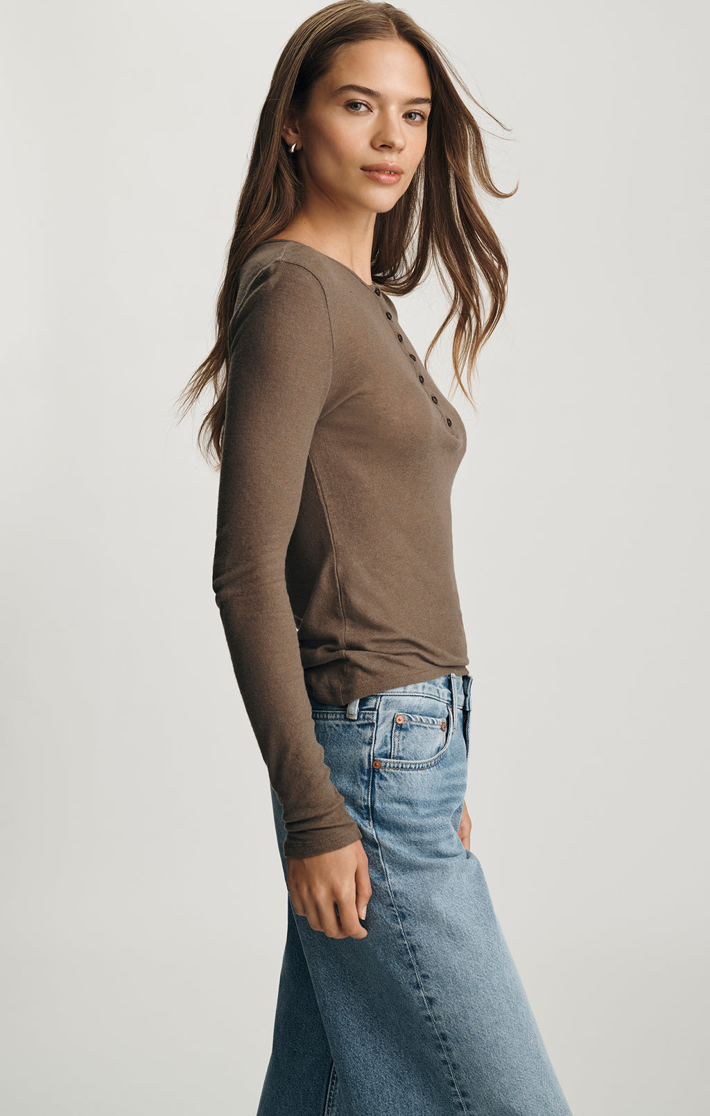 EDITION LONG SLEEVE HENLEY T-SHIRT IN MOREL - Mavi Jeans