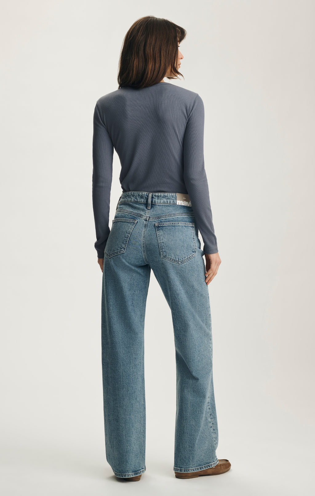 TAYLOR STRAIGHT LEG IN MID BRUSHED CLASSIC BLUE - Mavi Jeans