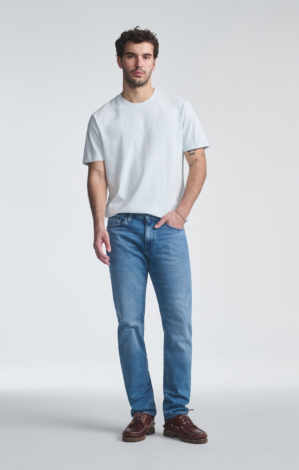 BASIC CREW NECK T-SHIRT IN ILLUSION BLUE - Mavi Jeans