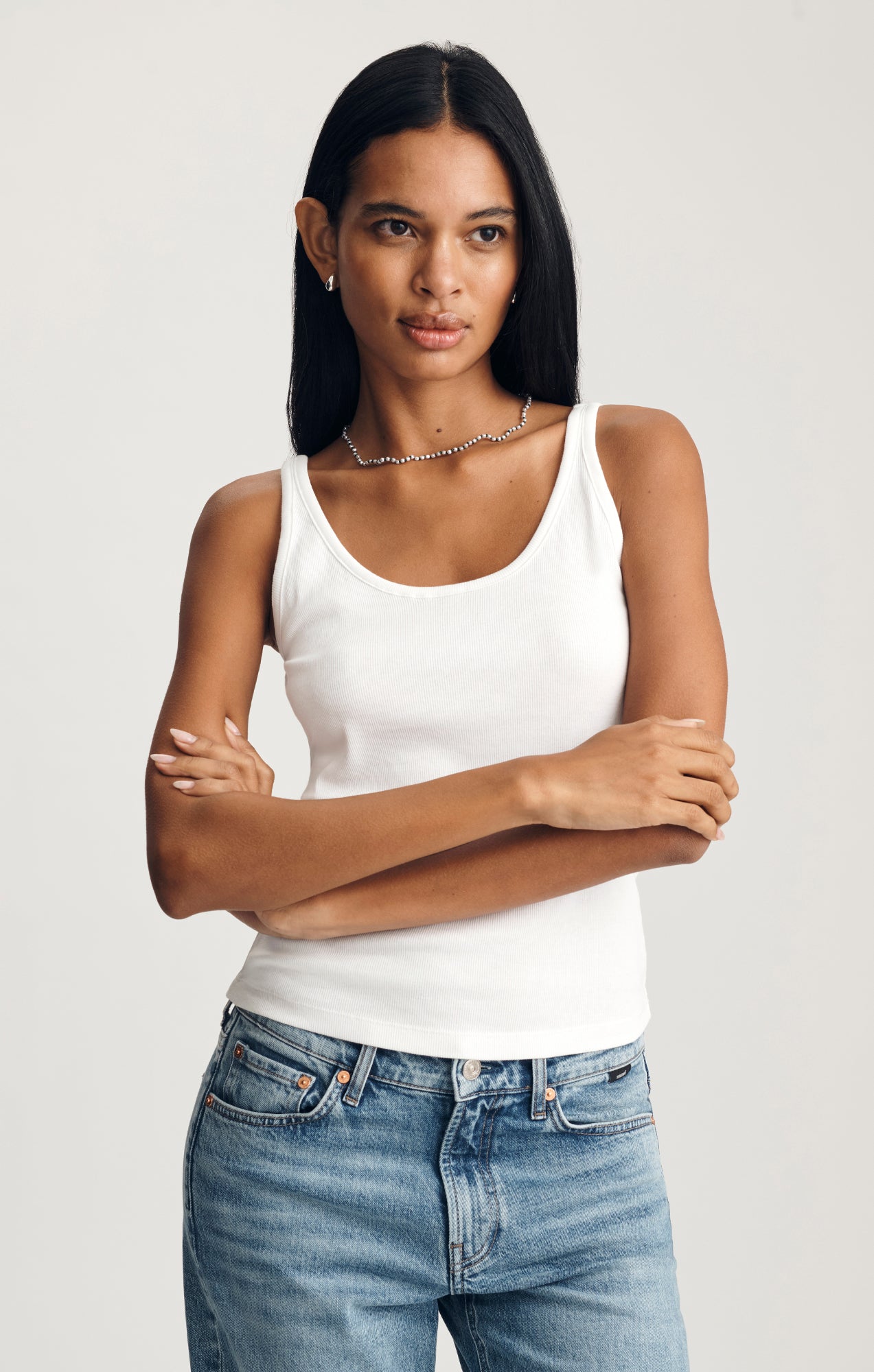 RIBBED SCOOP NECK TANK TOP IN WHITE - Mavi Jeans