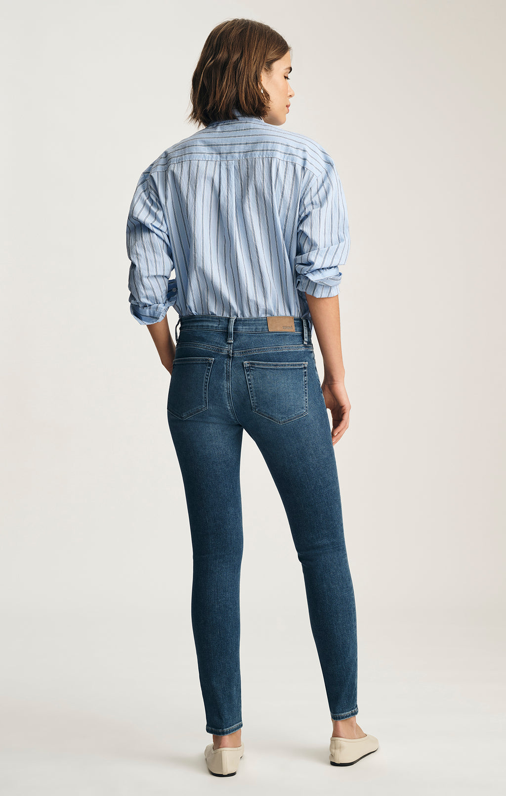 TESS SKINNY IN DARK BRUSHED FEATHER LUXE - Mavi Jeans