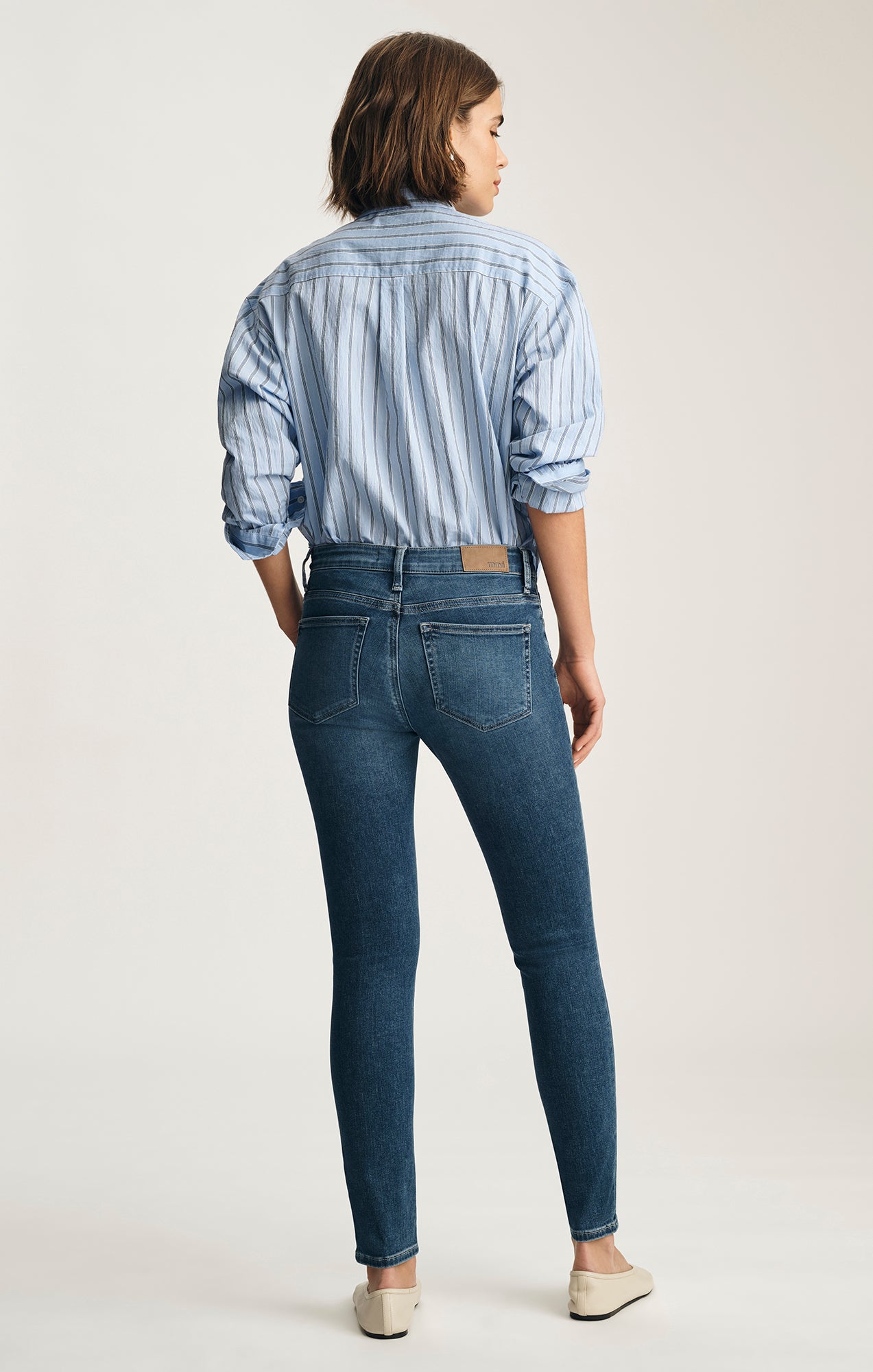 TESS SKINNY IN DARK BRUSHED FEATHER LUXE - Mavi Jeans