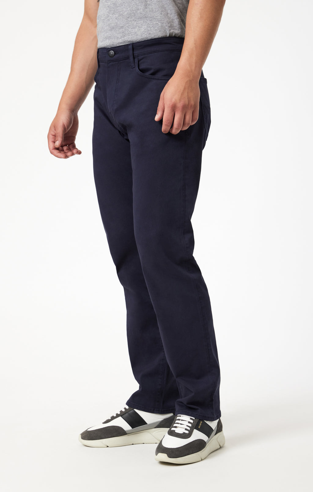 ZACH STRAIGHT LEG IN DARK NAVY CASUAL TWILL - Mavi Jeans