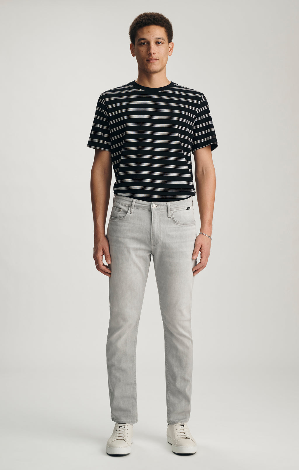 MARCUS SLIM STRAIGHT LEG IN ICE GREY FEATHER BLUE - Mavi Jeans