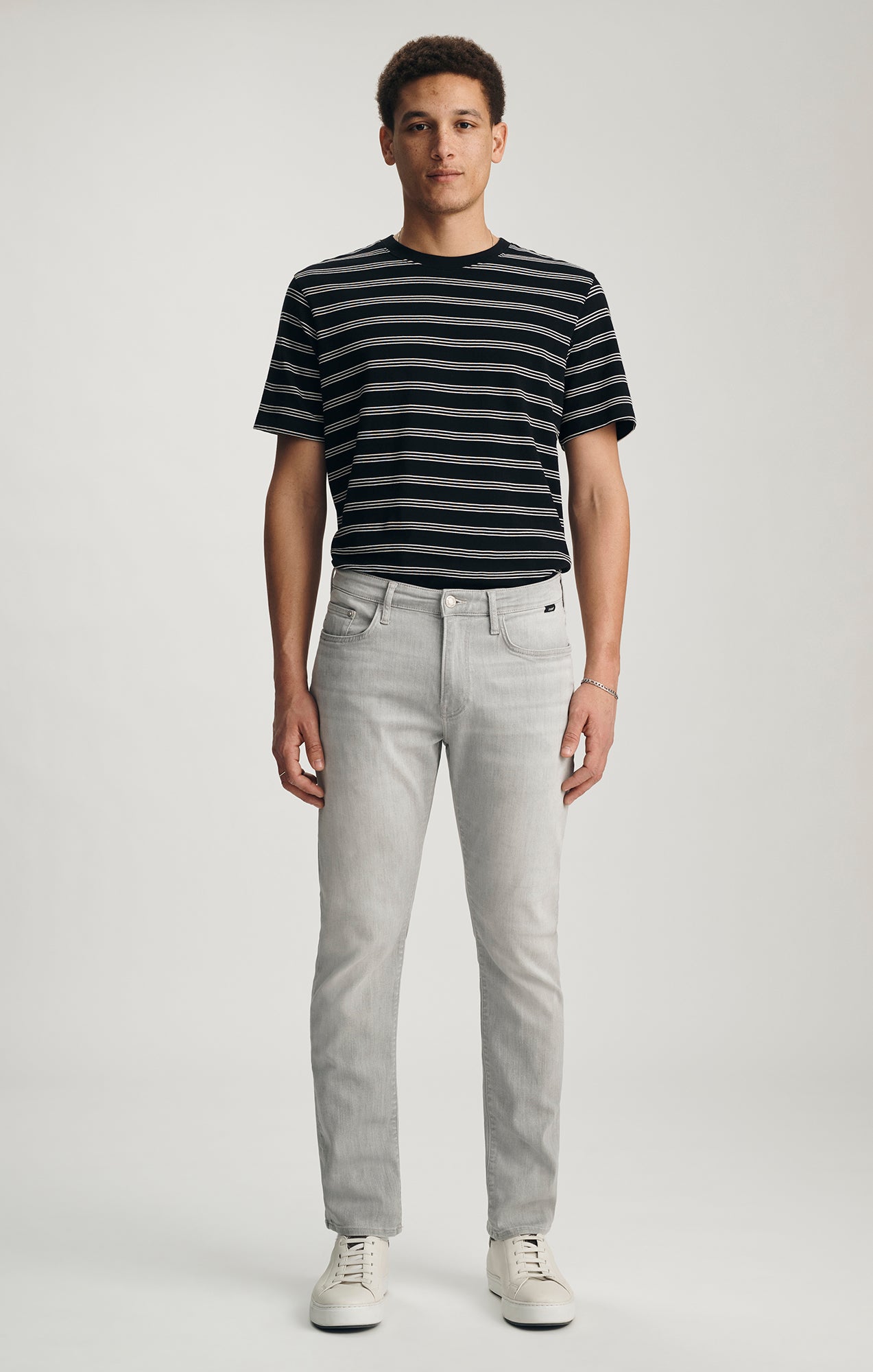 MARCUS SLIM STRAIGHT LEG IN ICE GREY FEATHER BLUE - Mavi Jeans