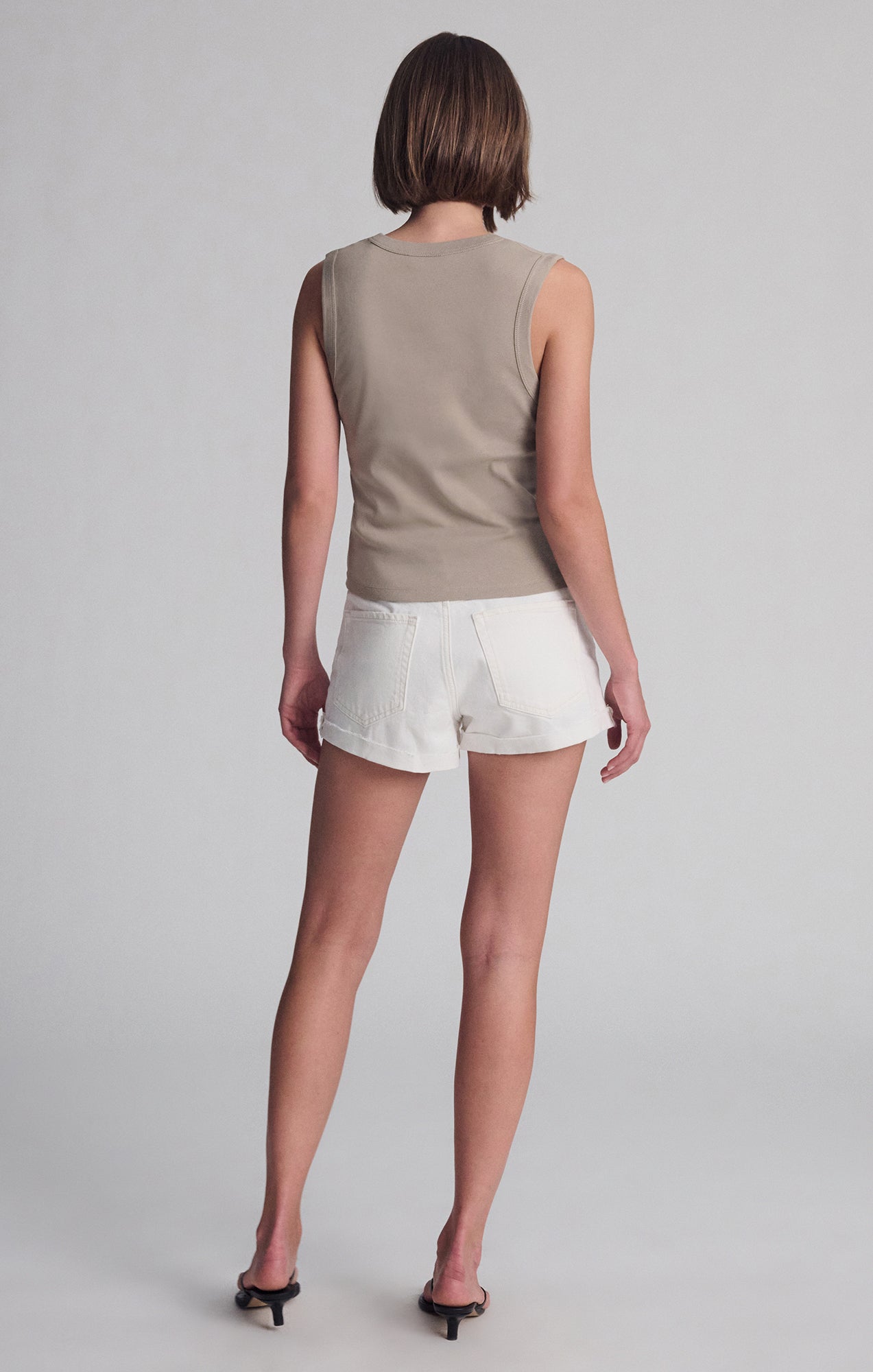 V-NECK TANK TOP IN ROASTED CASHEW - Mavi Jeans