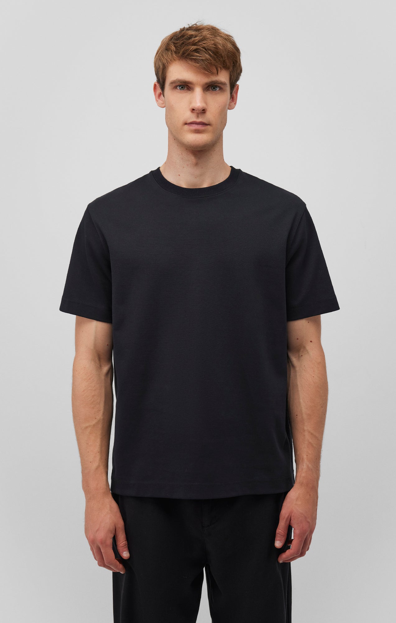 SHORT SLEEVE CREW NECK T-SHIRT IN BLACK - Mavi Jeans