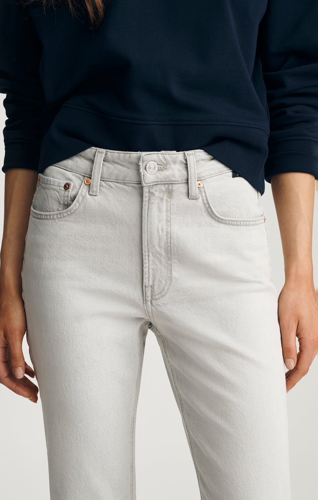 NEW YORK STRAIGHT LEG IN ICE GREY CLASSIC BLUE