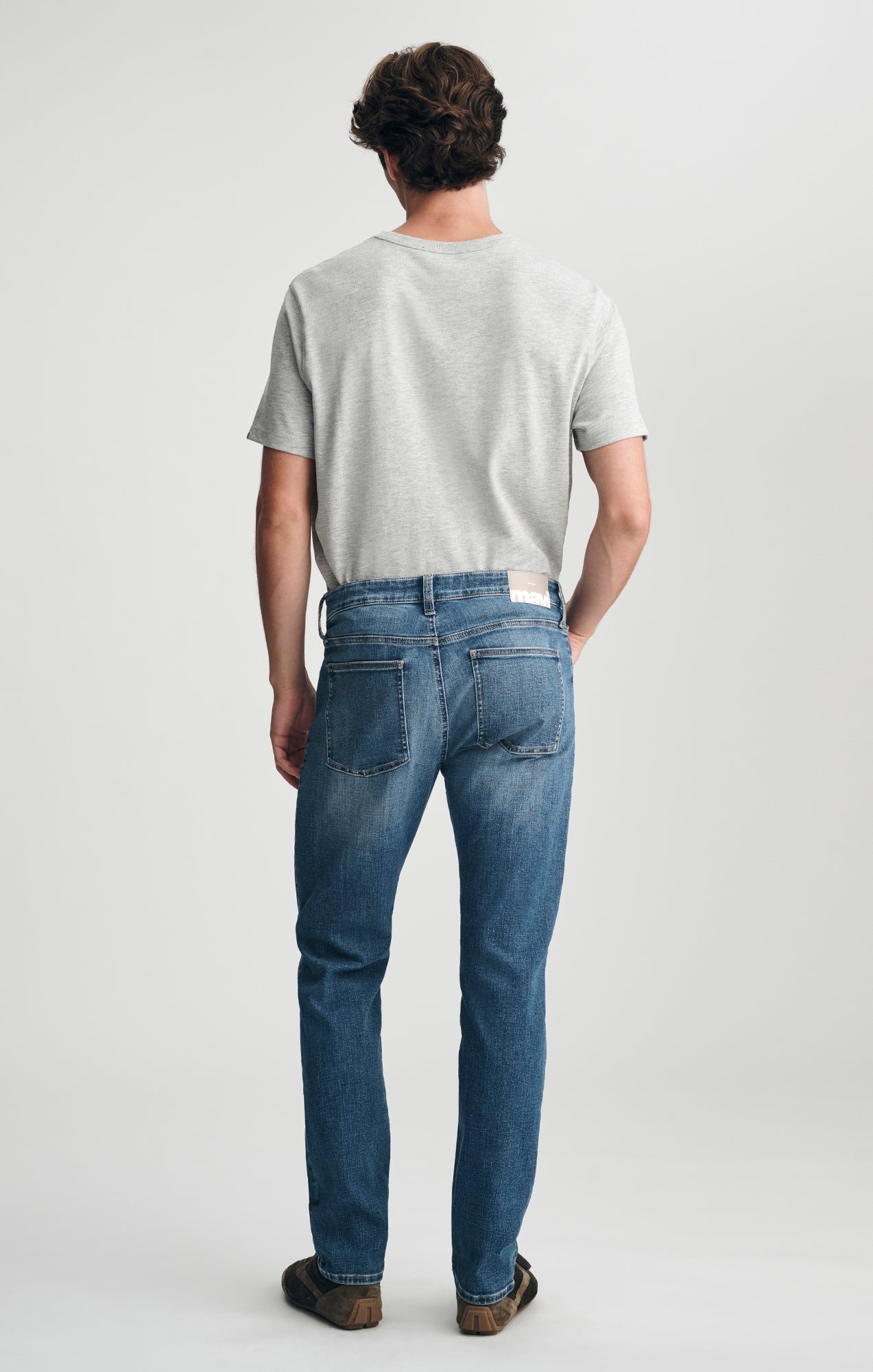 MARCUS SLIM STRAIGHT LEG IN MID BRUSHED CLASSIC VINTAGE - Mavi Jeans
