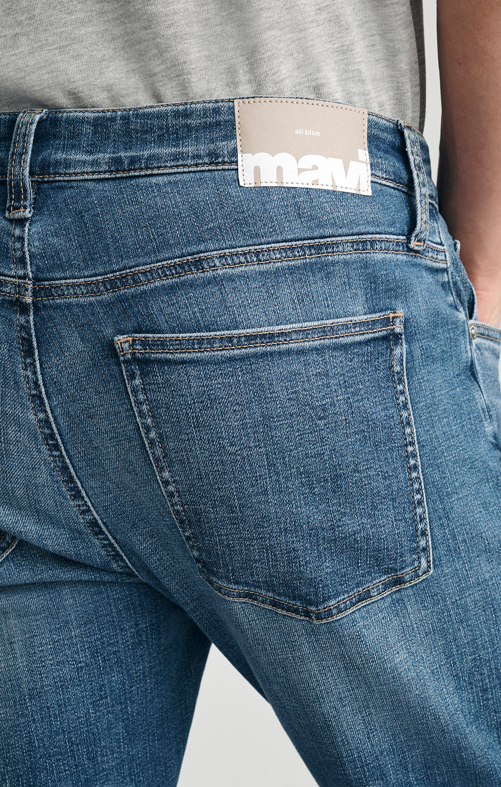 MARCUS SLIM STRAIGHT LEG IN MID BRUSHED CLASSIC VINTAGE - Mavi Jeans