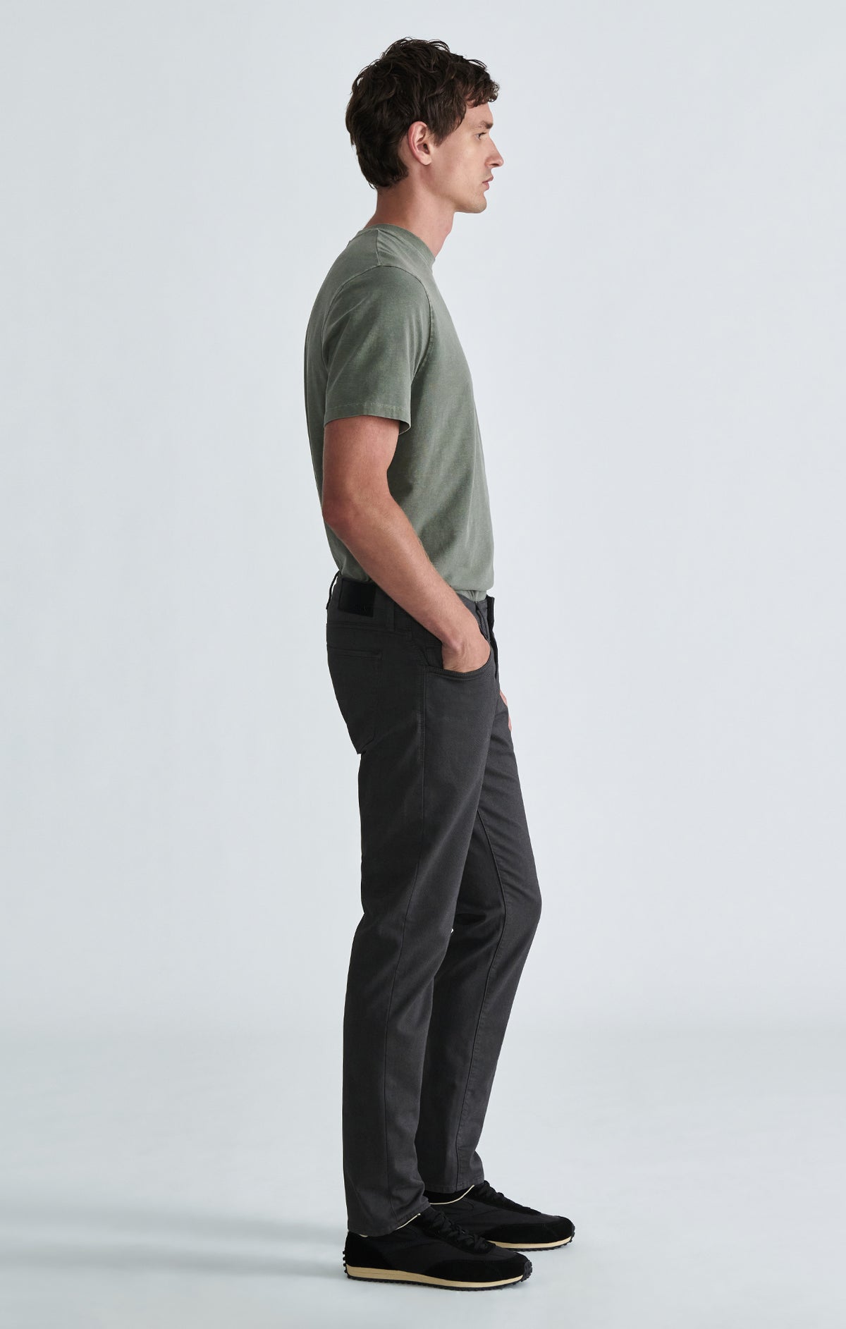 MARCUS SLIM STRAIGHT LEG IN SHARK EXPLORER - Mavi Jeans
