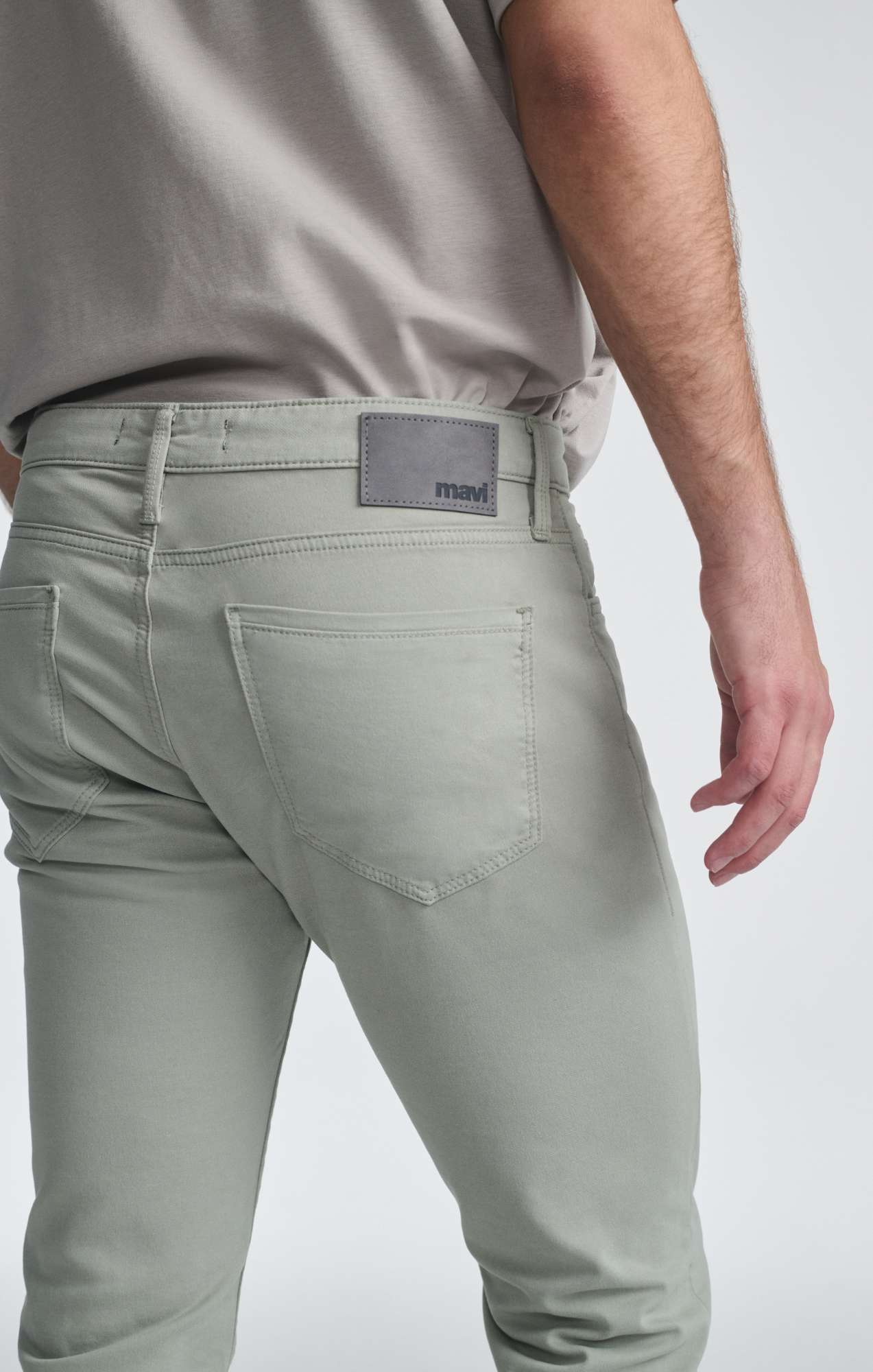 JAKE SLIM LEG IN PISTACHIO ATHLETIC - Mavi Jeans