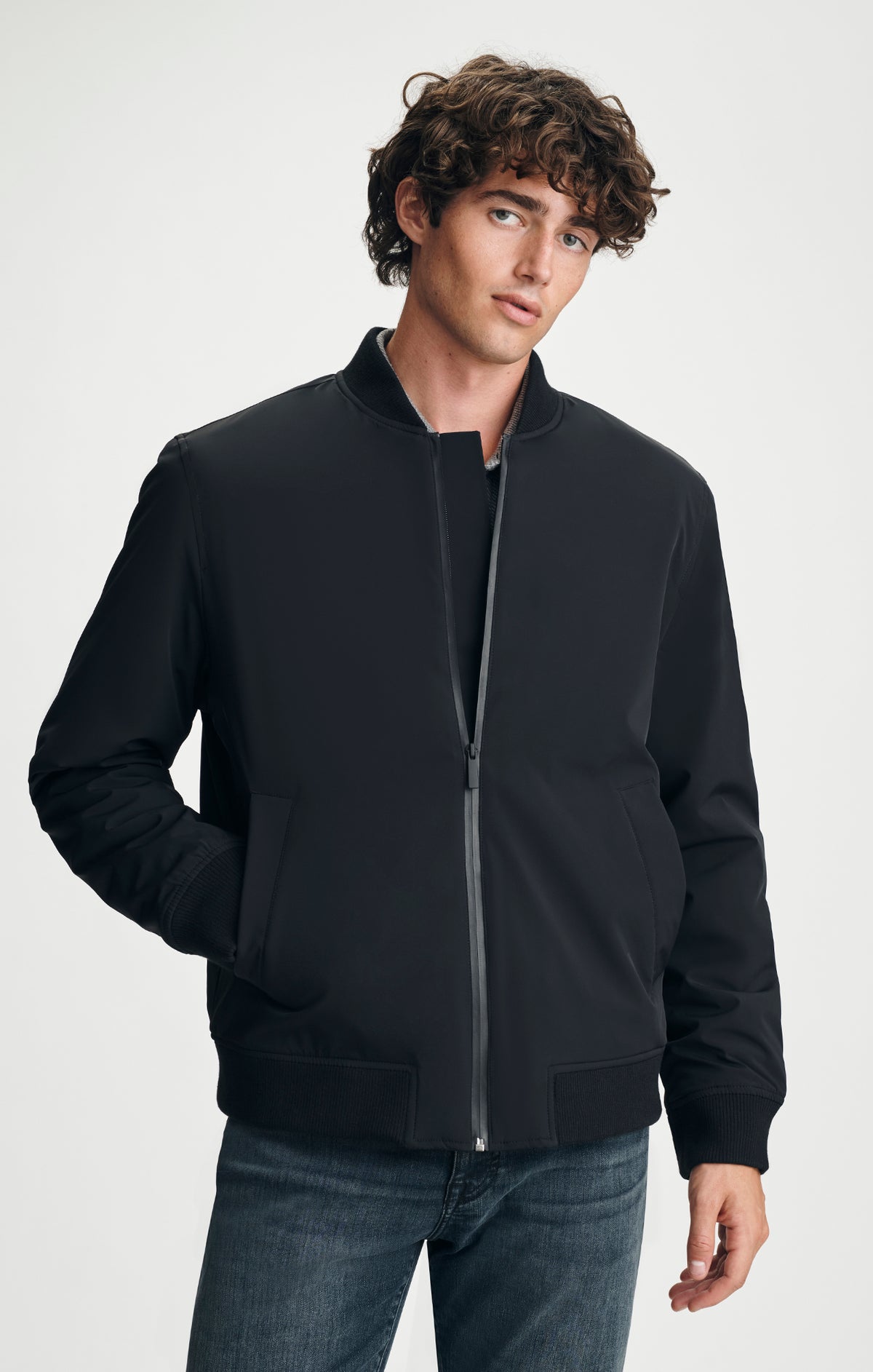 INSULATED BOMBER JACKET IN JET BLACK - Mavi Jeans