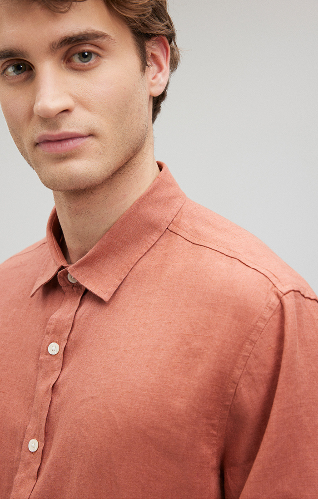 LINEN BUTTON-UP SHIRT IN CEDAR WOOD - Mavi Jeans