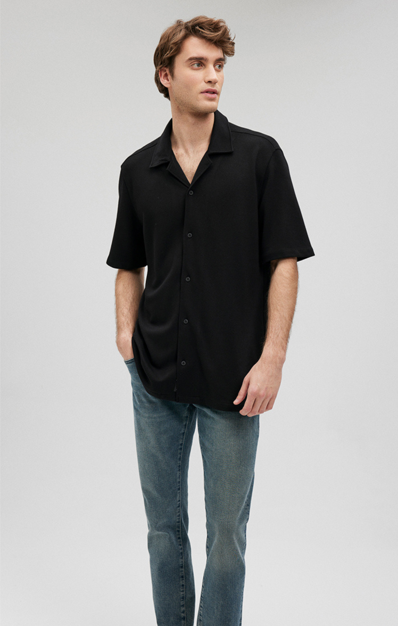 BUTTON-UP SHORT SLEEVE SHIRT IN BLACK - Mavi Jeans