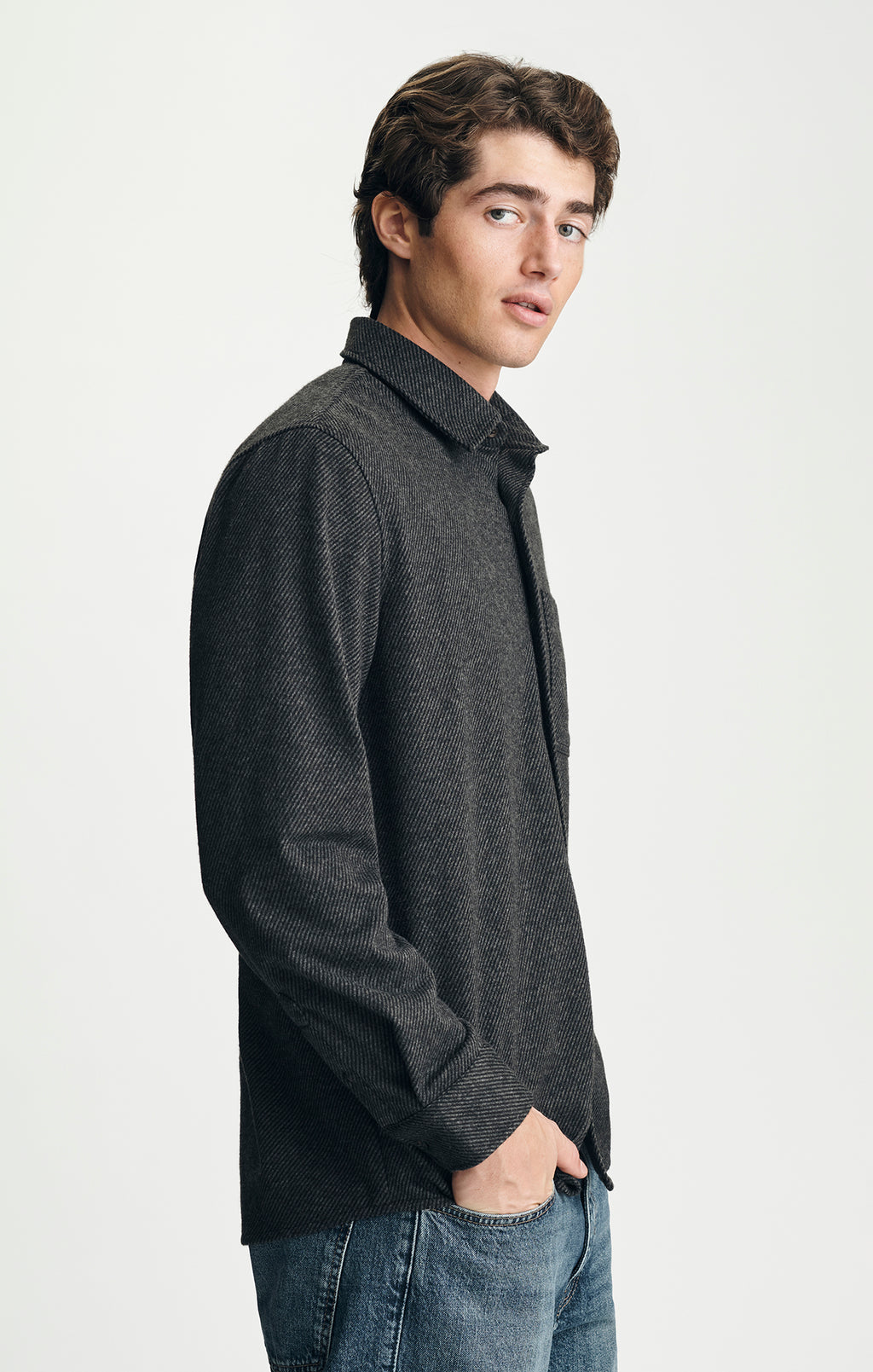TEXTURED ONE POCKET BUTTON-UP SHIRT IN ANTHRACITE - Mavi Jeans