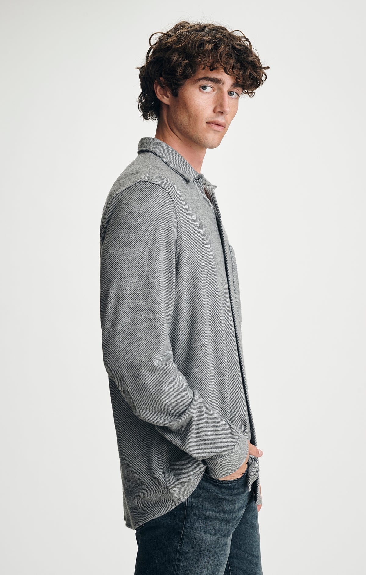 TEXTURED ONE POCKET BUTTON-UP SHIRT IN GREY MELANGE - Mavi Jeans