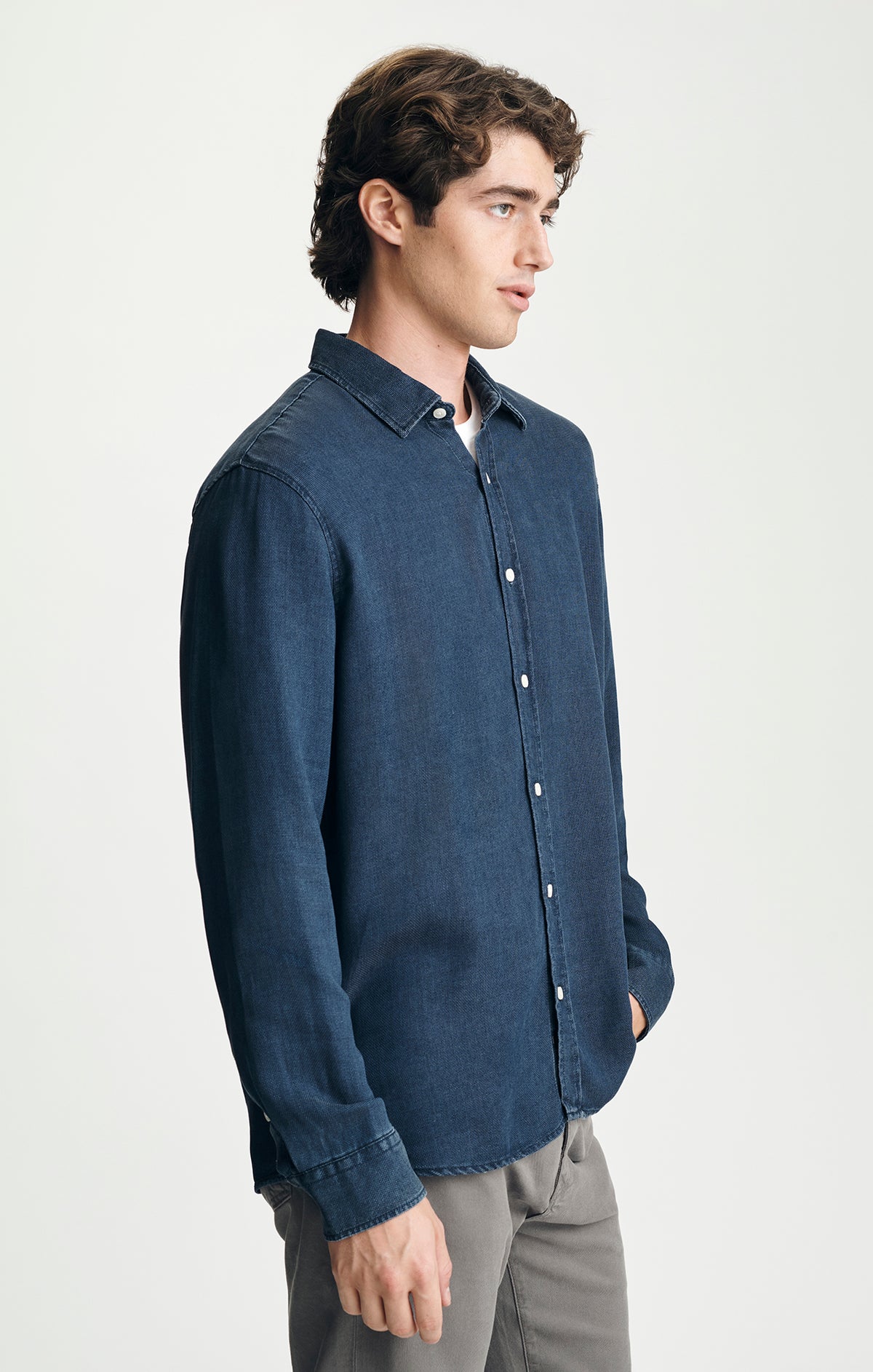 TENCEL™ BUTTON-UP SHIRT IN DARK INDIGO - Mavi Jeans