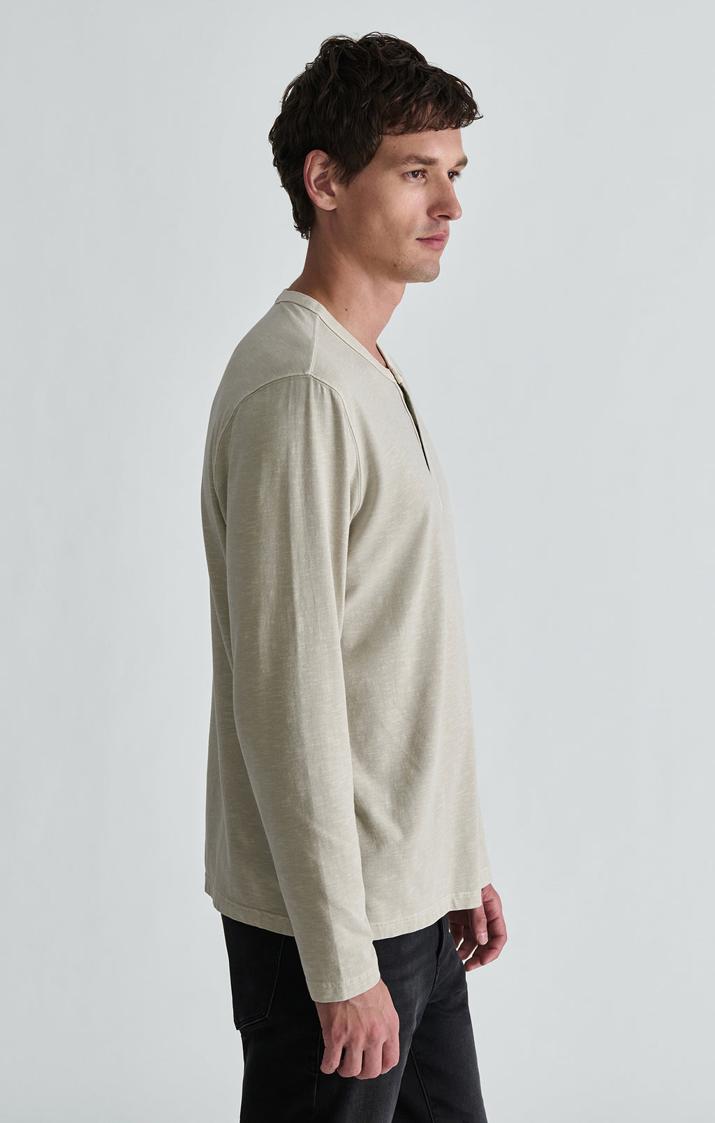 LONG SLEEVE HENLEY T-SHIRT IN PELICAN - Mavi Jeans