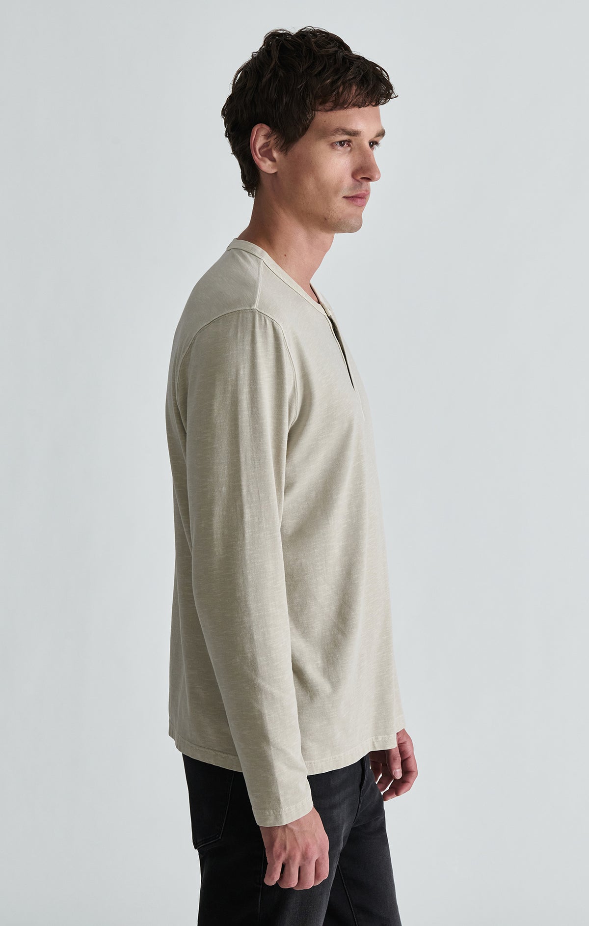 LONG SLEEVE HENLEY T-SHIRT IN PELICAN - Mavi Jeans