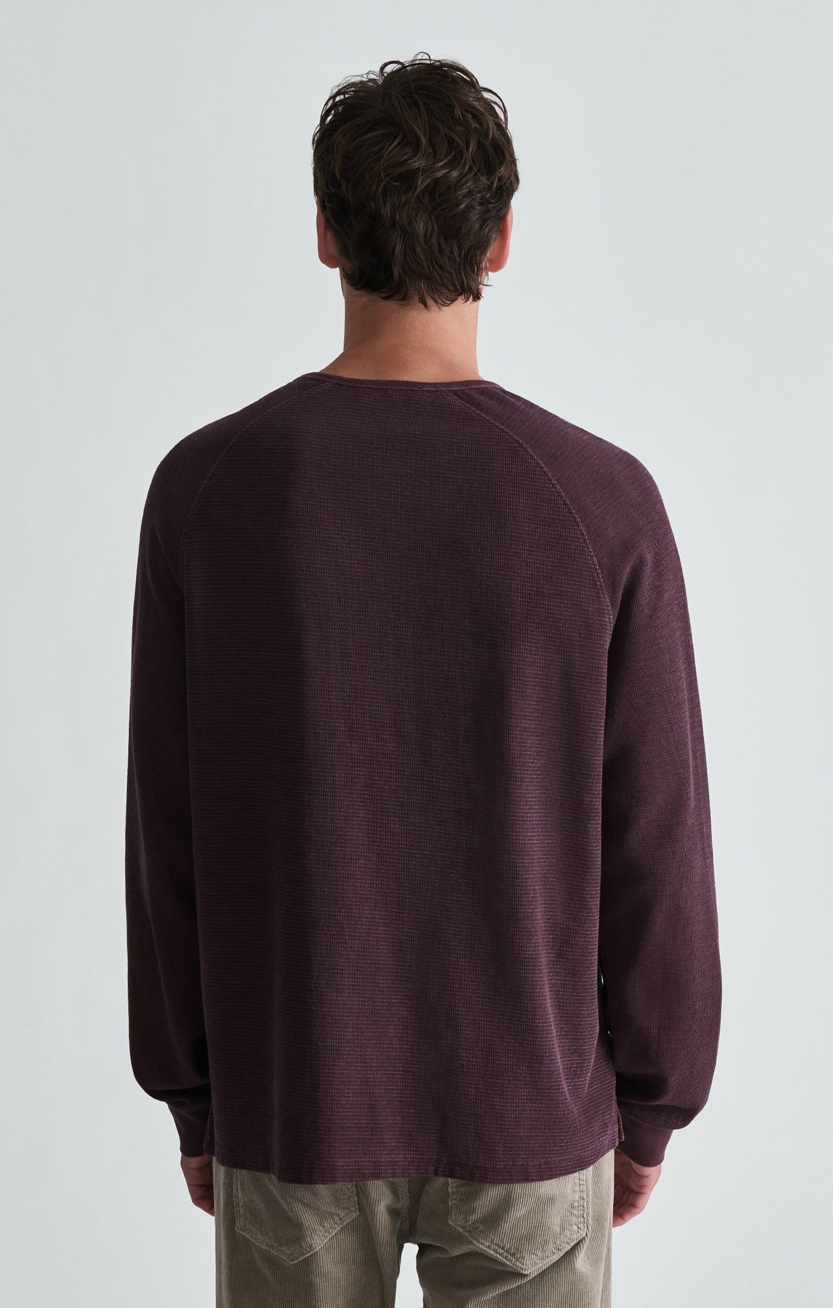 INTERLOCK RAGLAN LONG SLEEVE T-SHIRT IN FUDGE - Mavi Jeans