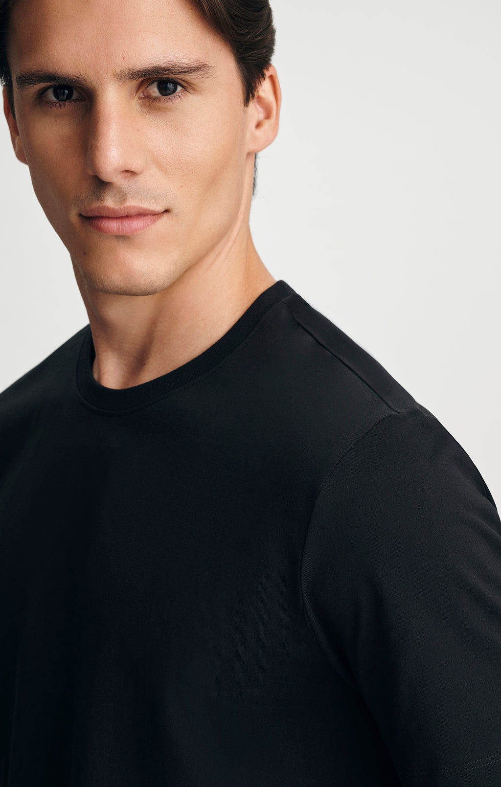 PIMA CREW NECK T-SHIRT IN BLACK - Mavi Jeans