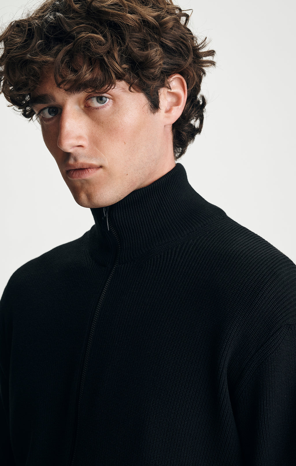 ZIP CARDIGAN IN BLACK - Mavi Jeans
