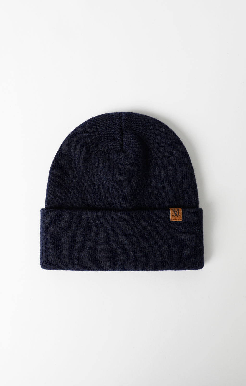 RIBBED LOGO TAB BEANIE IN NAVY