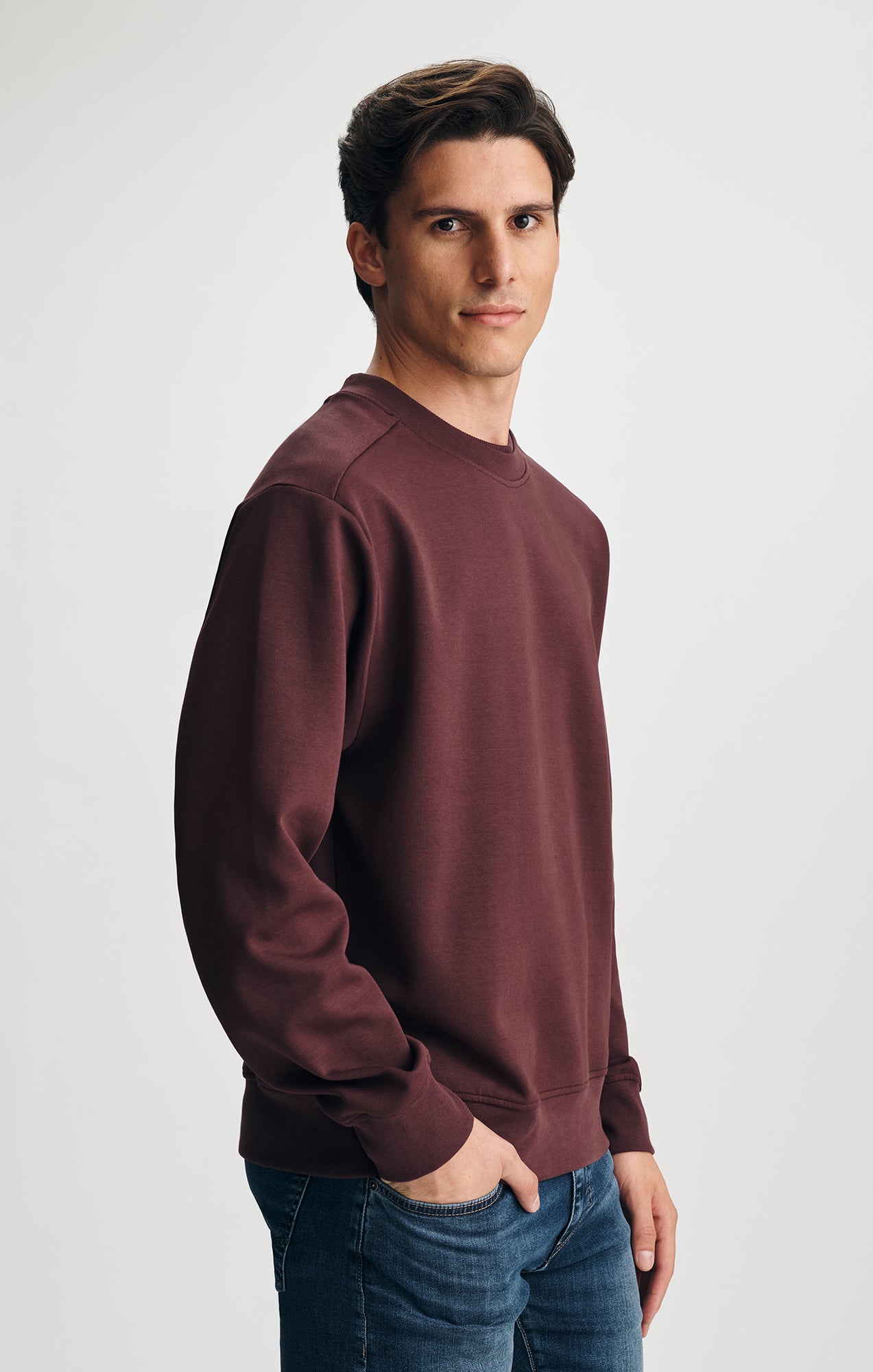 FLEECE CREW NECK SWEATSHIRT IN FUDGE - Mavi Jeans