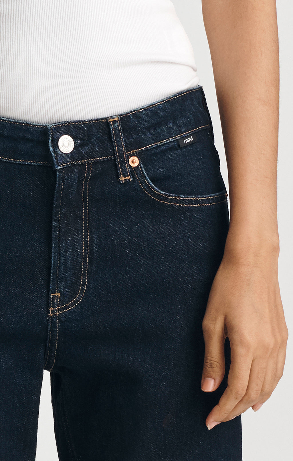 TAYLOR STRAIGHT LEG IN RINSE CLASSIC BLUE - Mavi Jeans