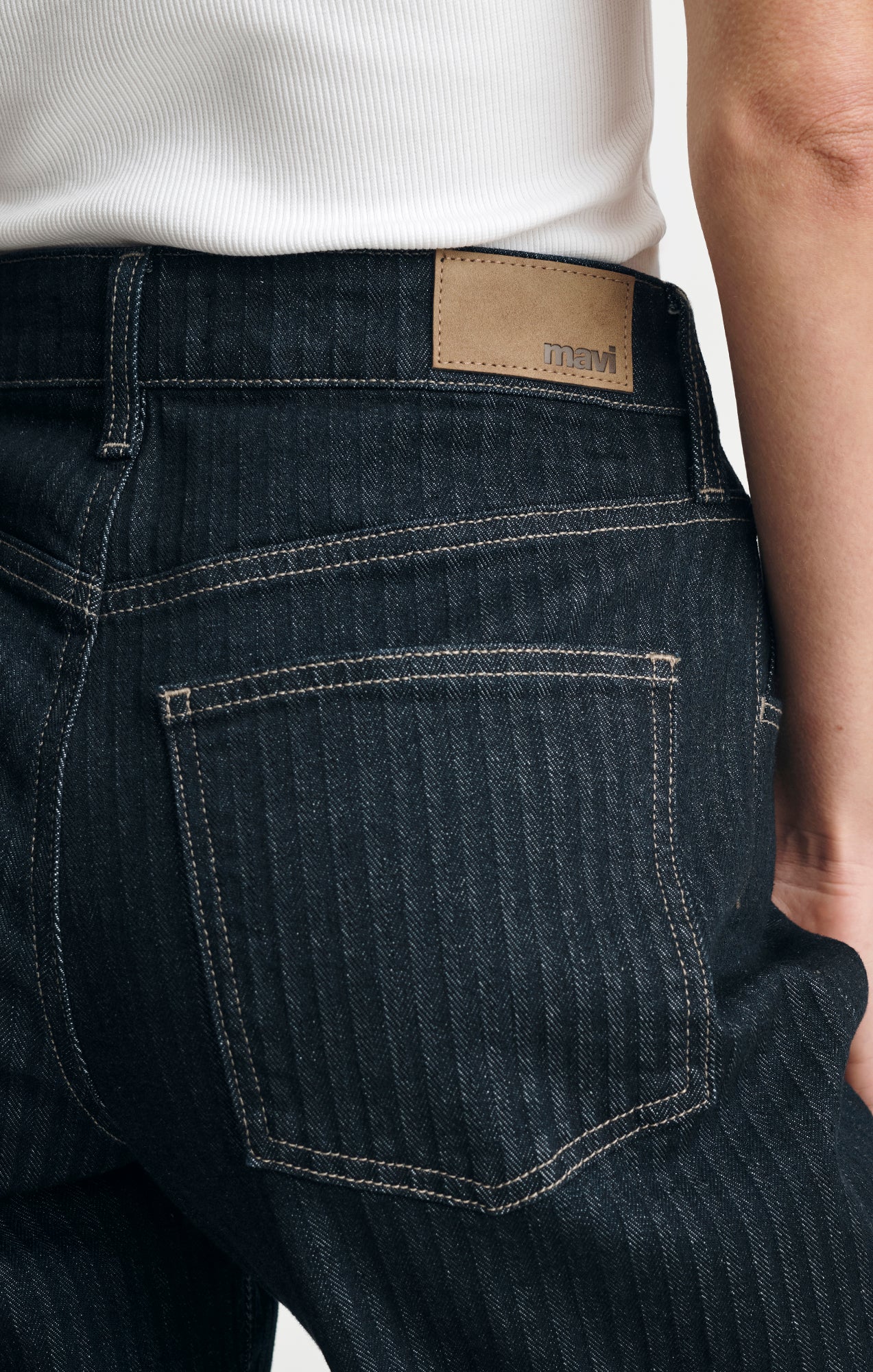 NICA BARREL IN DARK DENIM - Mavi Jeans