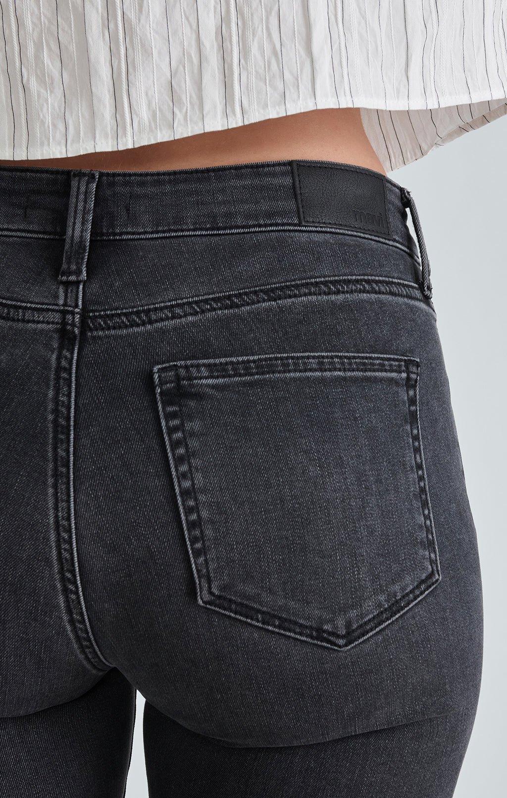 VICKY BOOTCUT IN LIGHT SMOKE BRUSHED FEATHER LUXE - Mavi Jeans
